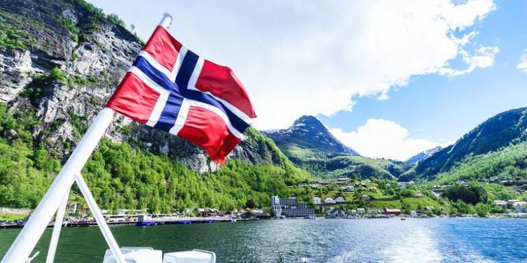 Norway Plans Social Media Ban for Under-16s
