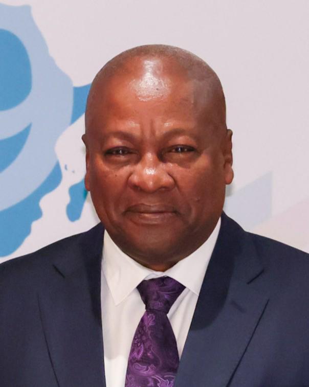 Xenophobia: Mahama orders evacuation of 300 Ghanaians from South Africa