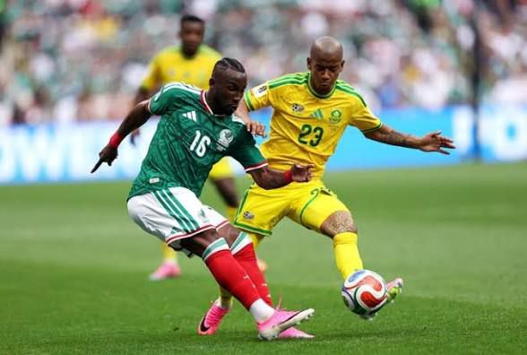 Mexico overpower nine-man South Africa in World Cup curtain-raiser