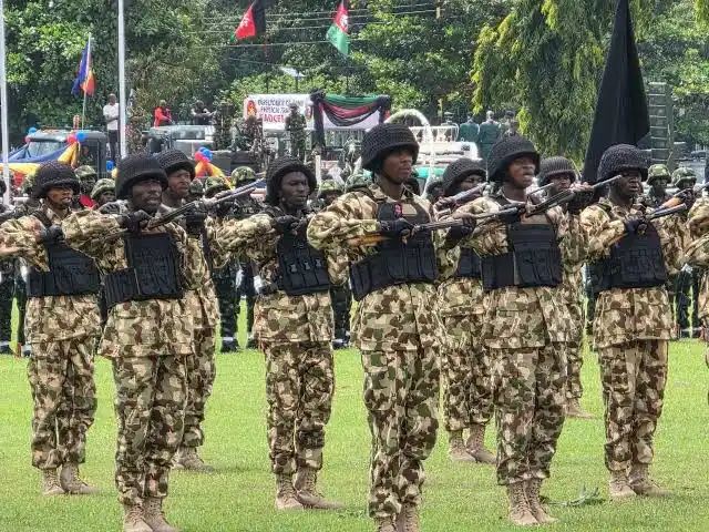 Nigerian Army Reshuffles Senior Officers, Appoints New GOCs and Commanders