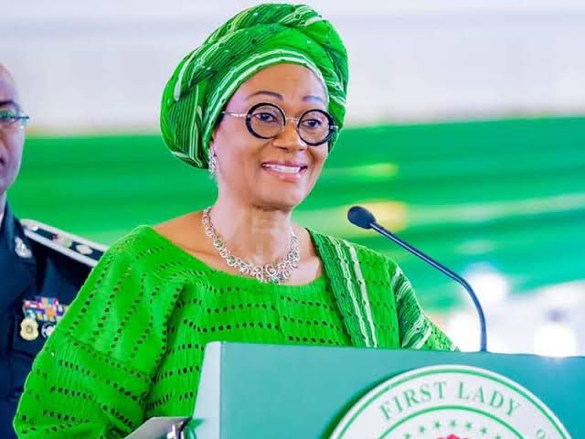 Presidency Defends First Lady’s Comment on Selling Akara, Roasted Corn
